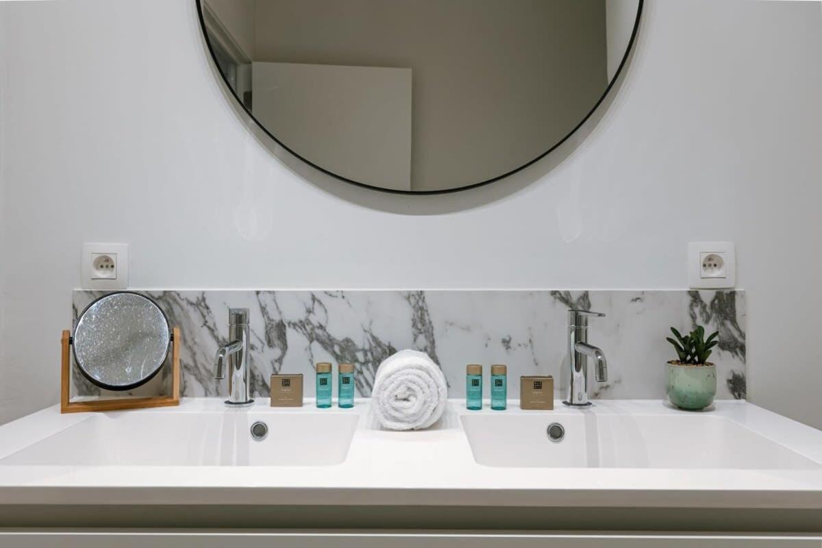 אנטוורפן Huswell - Modern Apartment Located At Historical Main Square מראה חיצוני תמונה