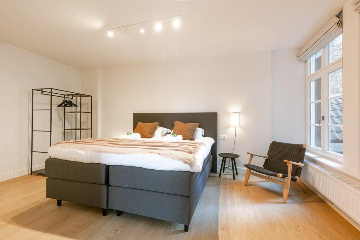 אנטוורפן Huswell - Modern Apartment Located At Historical Main Square מראה חיצוני תמונה