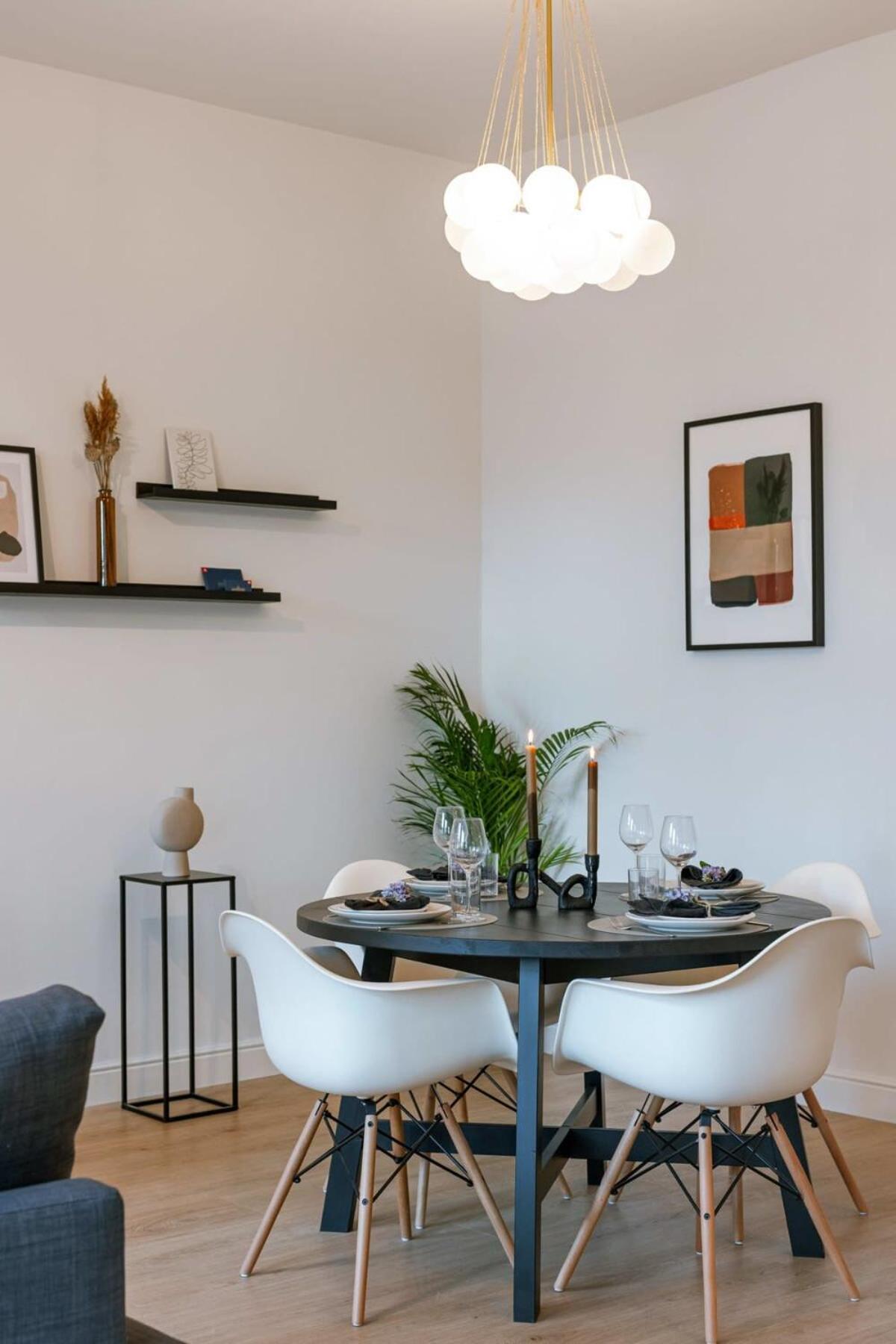 אנטוורפן Huswell - Modern Apartment Located At Historical Main Square מראה חיצוני תמונה
